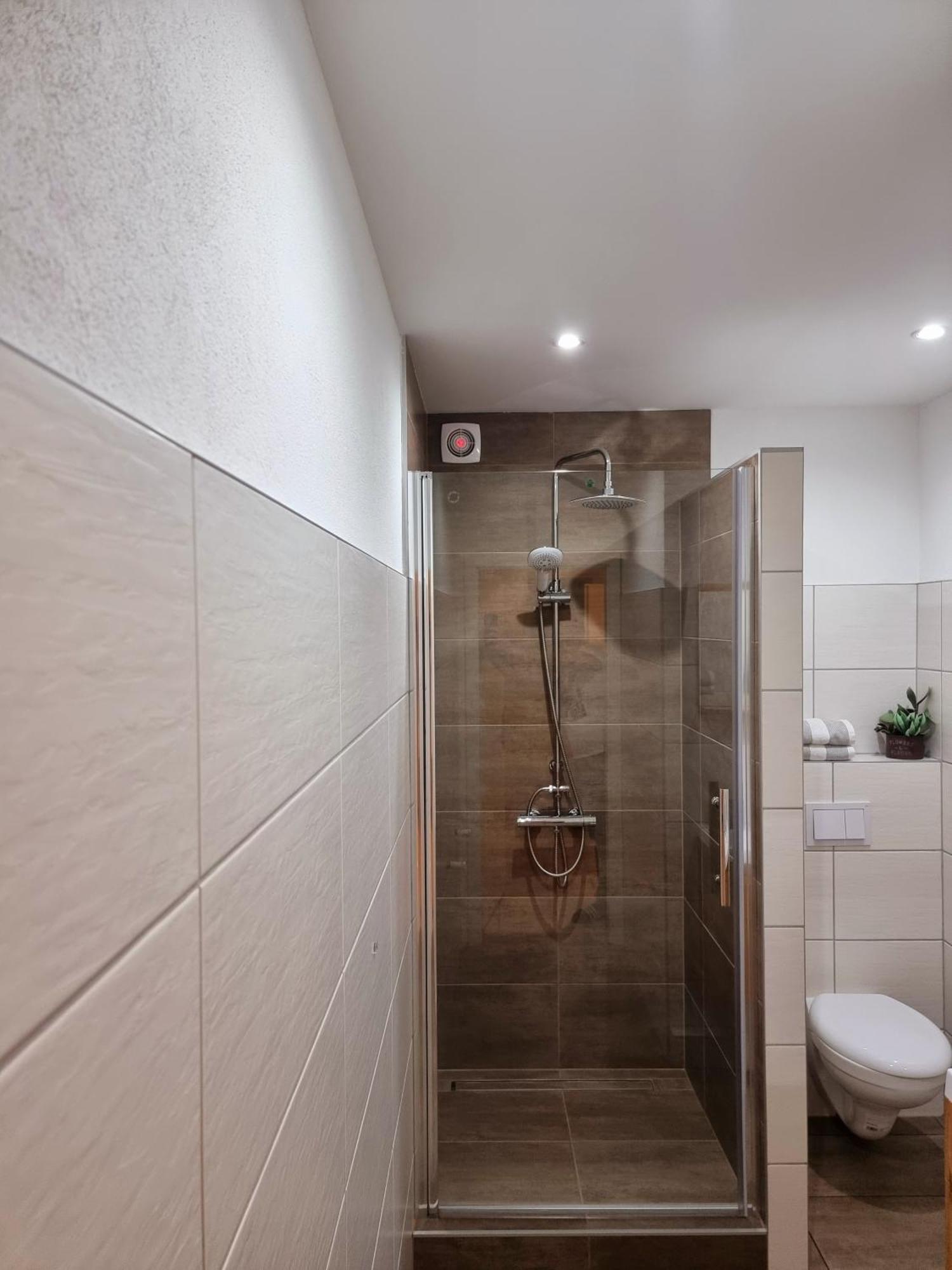 Workershome - Business Apartments - Monteurwohnungen Wertheim Cameră foto