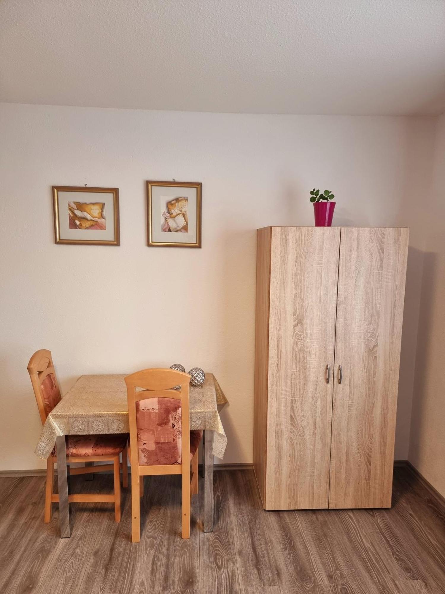 Workershome - Business Apartments - Monteurwohnungen Wertheim Cameră foto